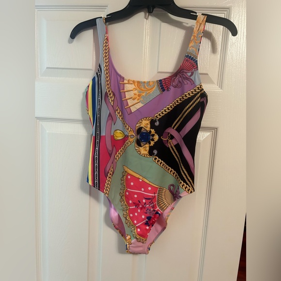 HOST PICK 🎉🎉Versace Ventagli One Piece Swim Suit NWT - Picture 5 of 7